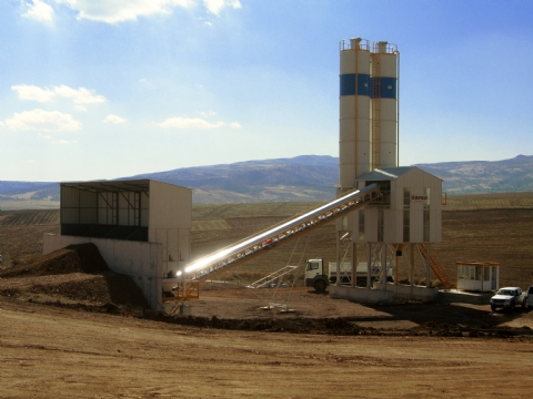 Dou naat ve Ticaret A.. Sahip Olduu 90 m/h Beton Santrali Ankara antiyesinde retime Balamtr.